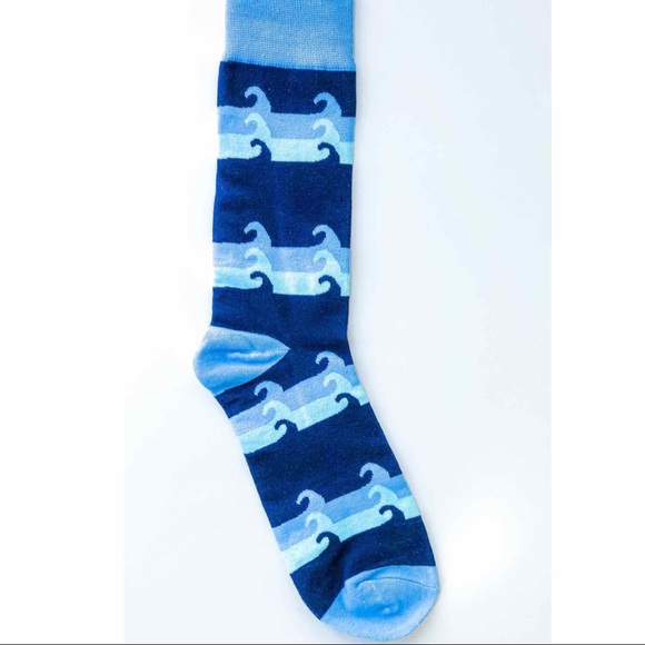 BLUE WAVE MID CALF SOCKS - Picture 3 of 3